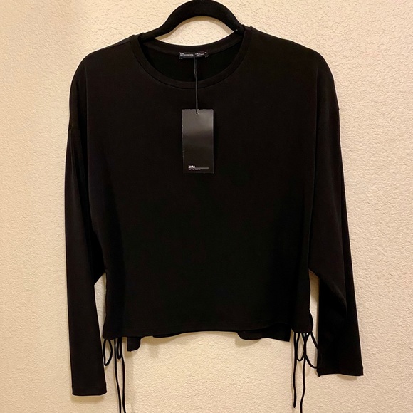 CLOSET CLEAROUT! NWT Zara long sleeve top - Picture 1 of 2